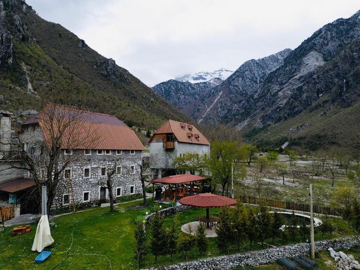 Bjeshkeza Bujtina Casa de hóspedes *