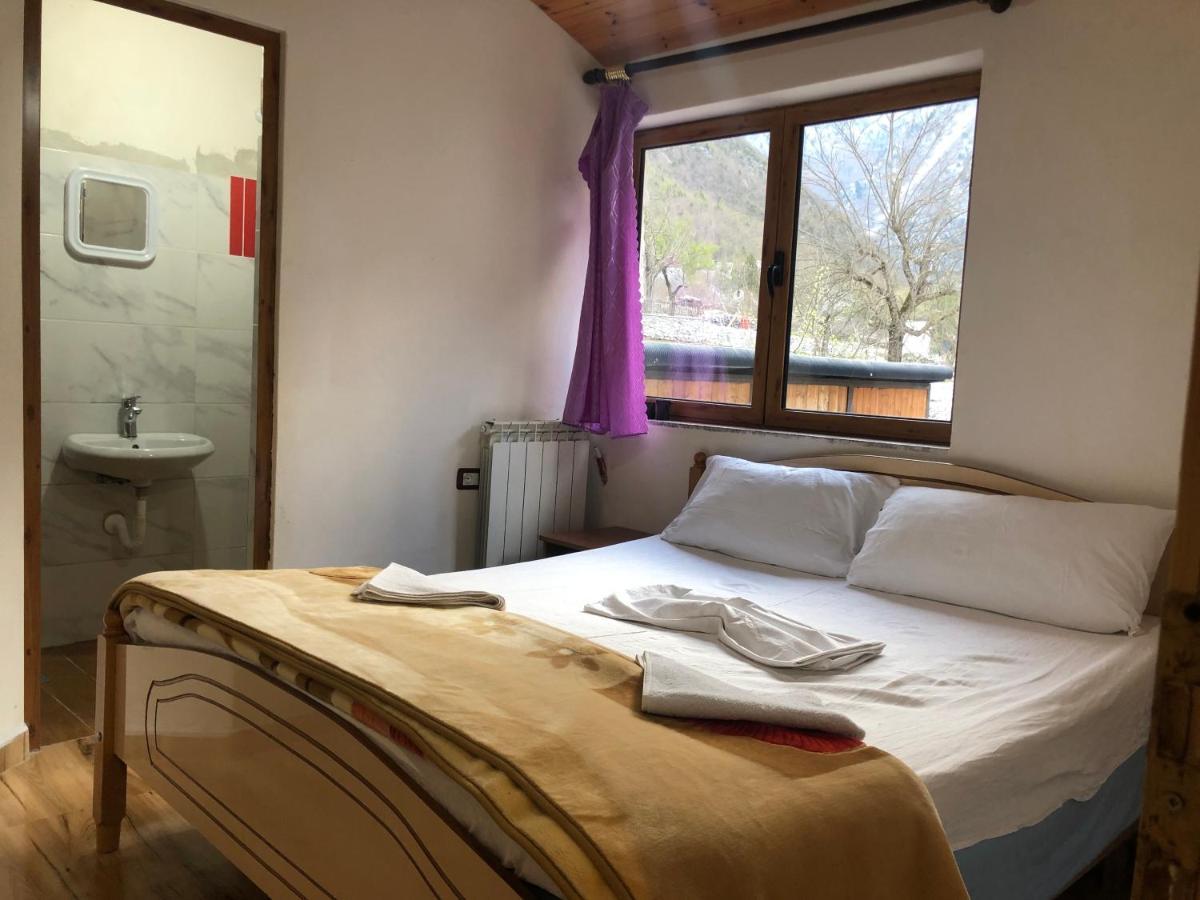 Casa de hóspedes Bjeshkeza Bujtina Nderlysaj